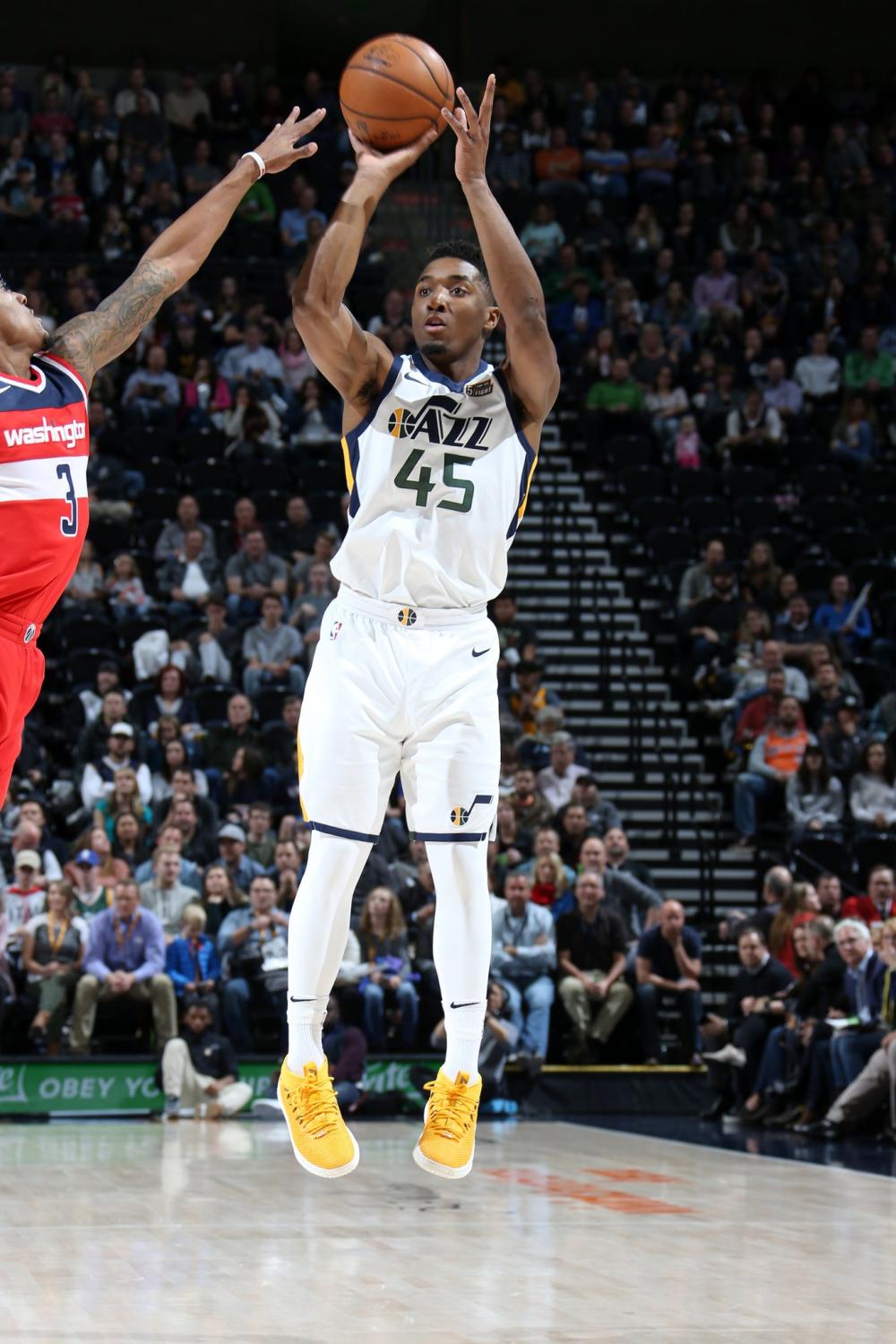 这十年是棒球复兴的十年，是技术变革与传奇谢幕交织的灿烂篇章。